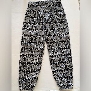 Stylish Black and White Patterned Casual Pants